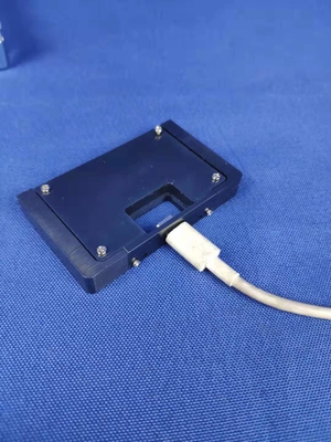 USB Type-C Konnektörler ve Kablo Grupları Uyumluluğu - Şekil D-1 4 Eksenli Süreklilik Test Fikstürü Örneği